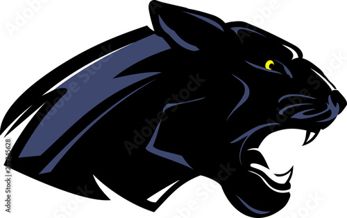 Black Panther Sideview,  Aggressive Growl