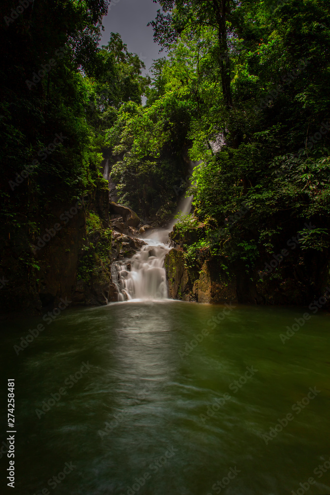 Namtok Phlio consists of two streams that join together and flow through rocks and high cliffs and turn out to be a beautiful waterfall with clear water. Namtok Phlio consists of two streams that join together and flow through rocks and high cliffs and turn out to be a beautiful waterfall with clear water.