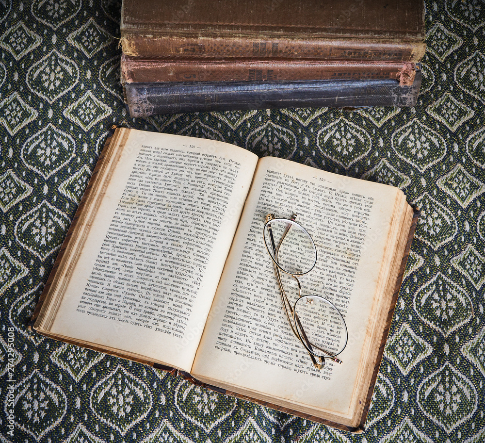 Obraz premium composition of old books in a stack