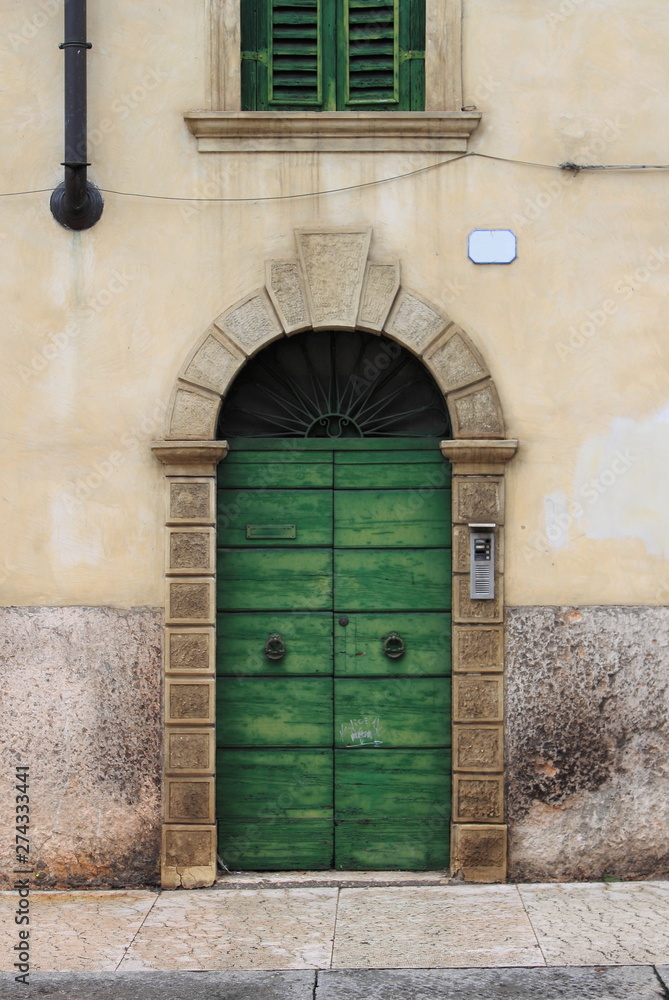 Fototapeta premium Renaissance front door