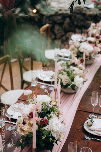 Awesome wedding decoration of the table and floral design