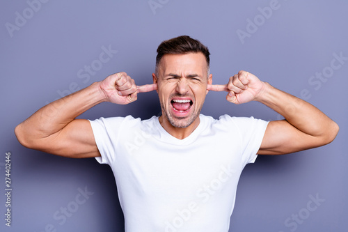 Fényképezés Close up photo amazing he him his middle age macho hands arms hide ears full ang