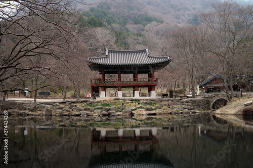 Baegyangsa Buddhist Temple, South Korea © syston