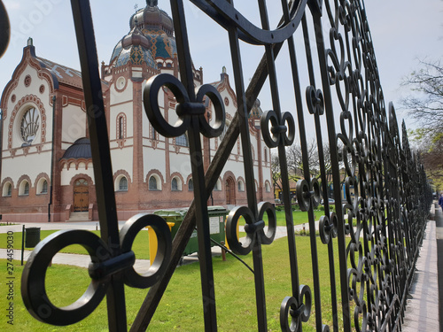 Blick auf die Synagoge von Subotica - Vojvodina - Serbien photo