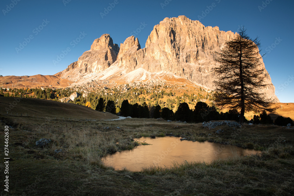 Dolomiten in autumn october 2018 landscape mountains light photography