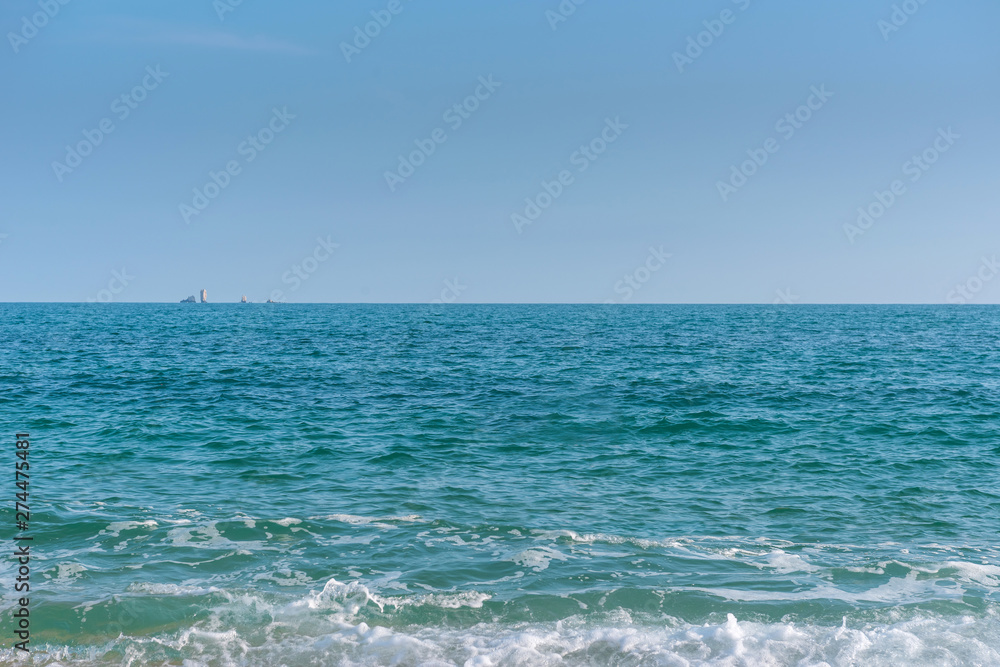 Obraz premium Sandy beach- sea background