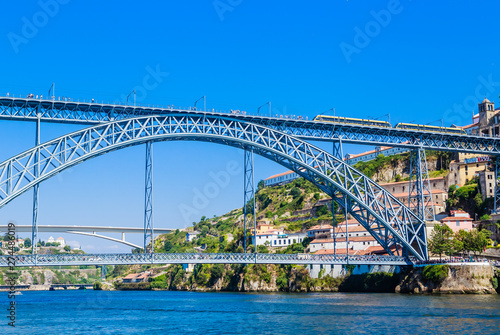 Famous steel bridge dom Luis above connects Old town Porto with Vila Nova de Gaia at river Douro, Portugal. © Nikolai Korzhov