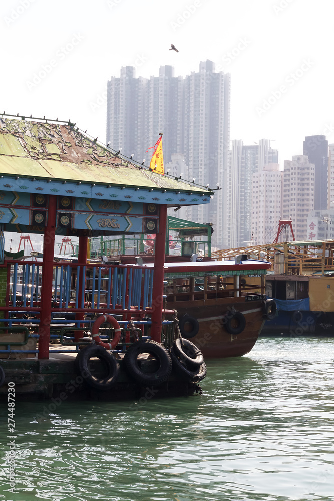 Obraz premium Trip on a Sampan