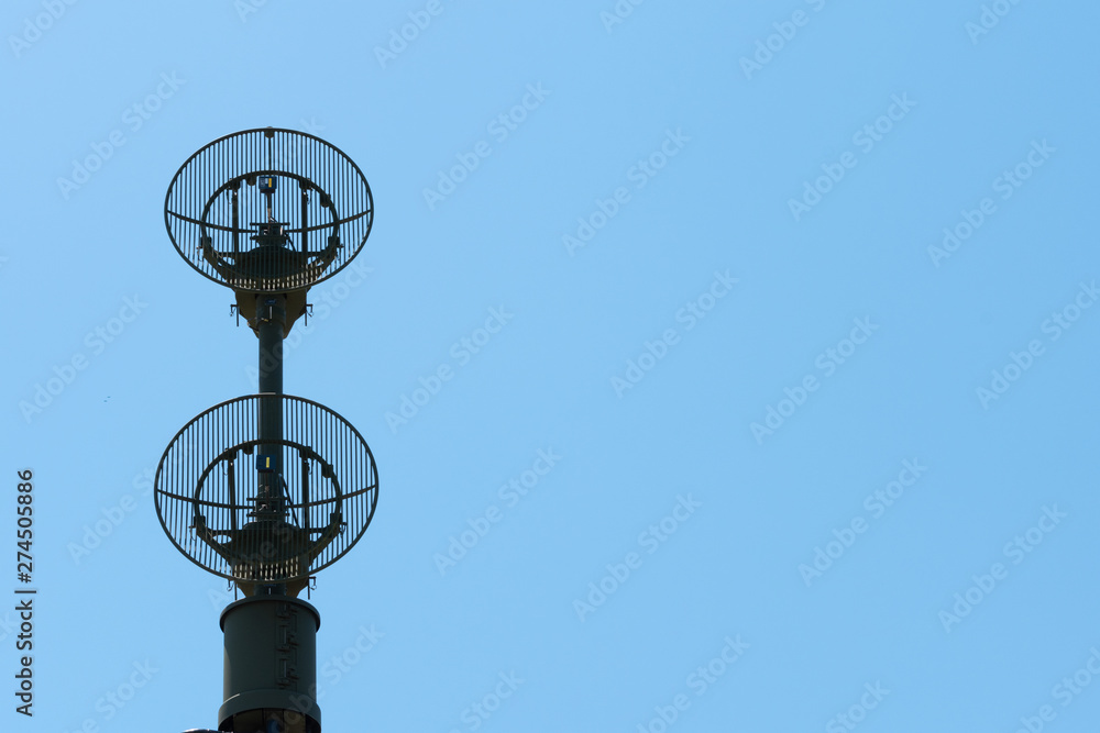 パラボラアンテナ