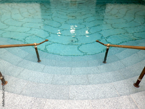 Canvas Print Budapest, Hungary - June 21st, 2019: Stepping Into A Thermal Pool At To The Gell