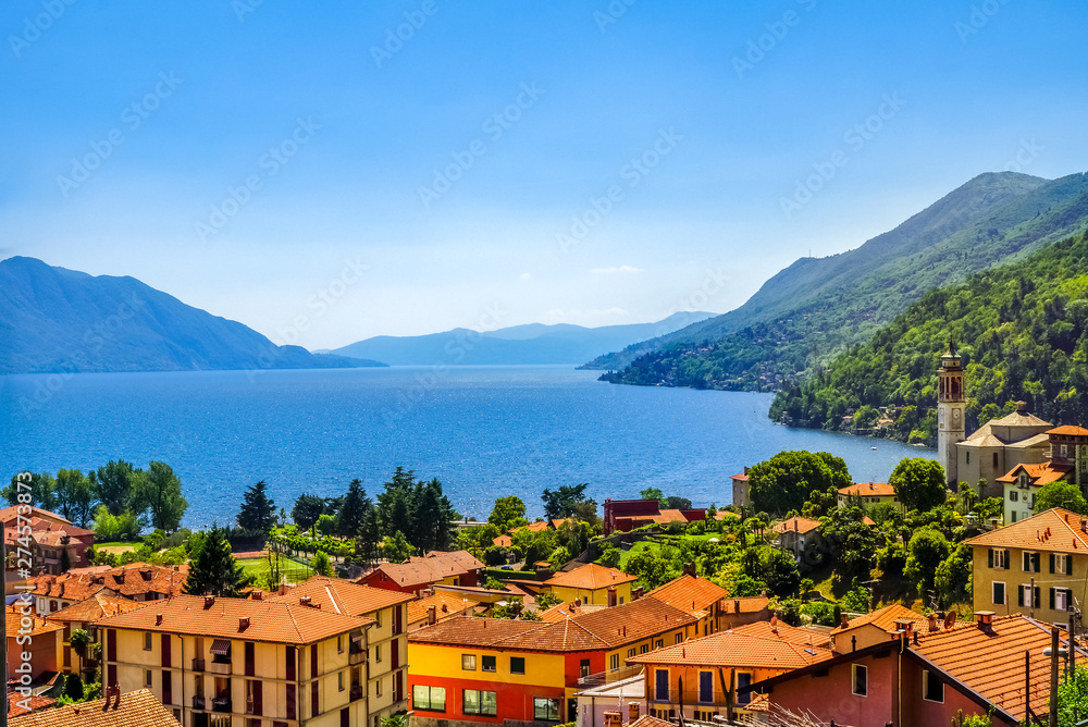 Blick über den Lago Maggiore, Italien Blick über den Lago Maggiore, Italien