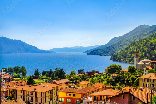 Blick über den Lago Maggiore, Italien 