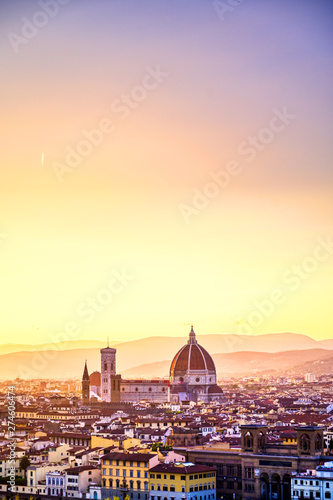 Obraz na płótnie The sunset over Florence, capital of Italy’s Tuscany region. w salonie