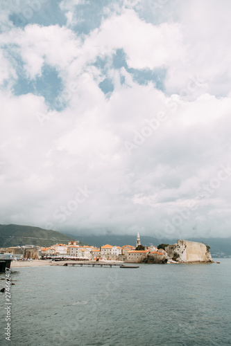Fototapeta Naklejka Na Ścianę i Meble -  Sunny beaches and historical attractions. Panoramic views in Budva, Montenegro.