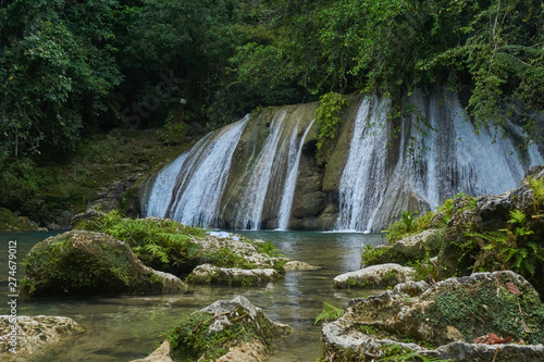 Fototapeta Naklejka Na Ścianę i Meble -  Beautiful Waterfall at Reach falls Jamaica