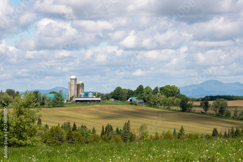 Campane de l'Estrie avec Mont Orford, Magog, Cantons de l'Est, Estrie, Québec Canada