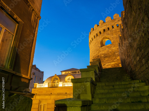 Obraz na plátně Evening View of the Old City in Baku, Azerbaijan.