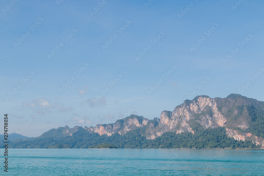 Fototapeta premium Ratchaprapa Dam or Cheow Larn Lake, Khao Sok national parks is one of the most beautiful locations in Thailand