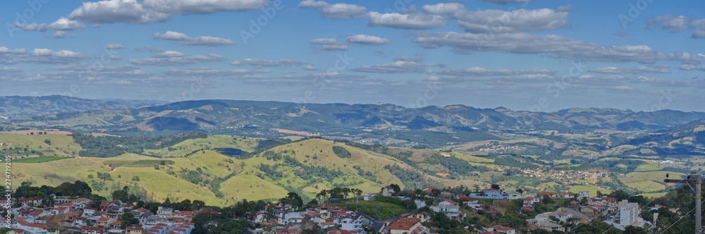 Panoramica of the city of Águas de Lindoia, Brazil Panoramica of the city of Águas de Lindoia, Brazil
