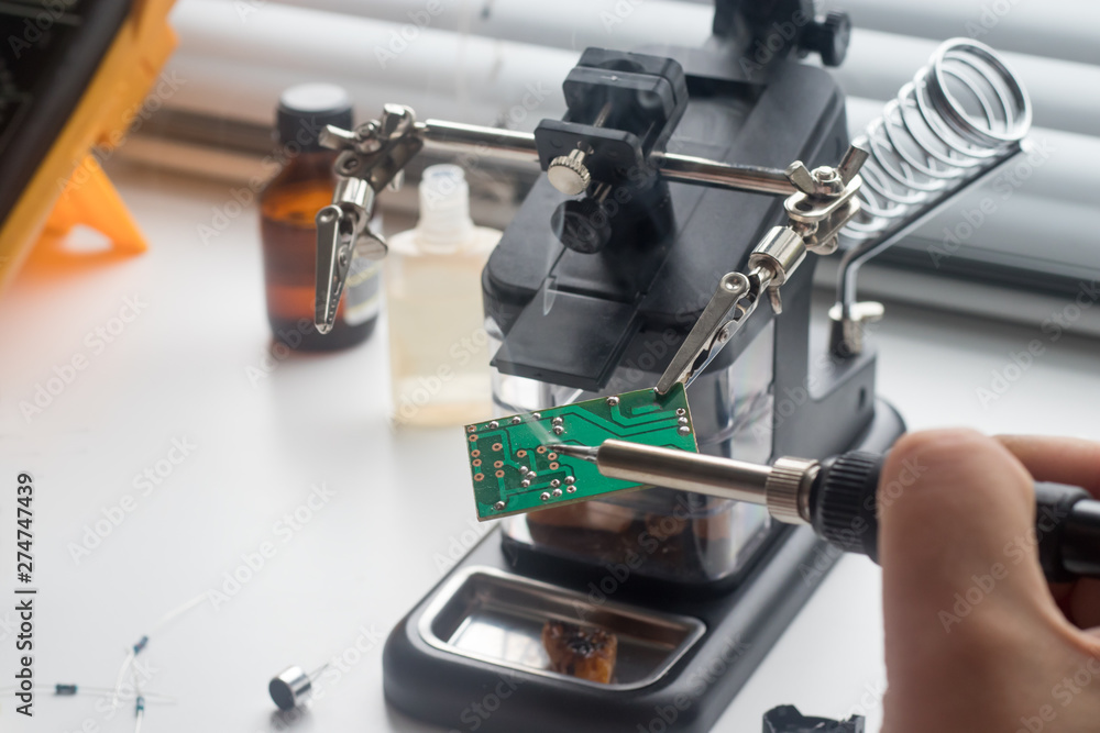 Repair of the radio board by soldering using a soldering station and other components Repair of the radio board by soldering using a soldering station and other components