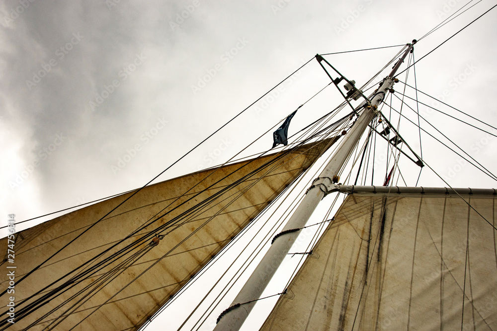 Fototapeta premium Ships mast and sails
