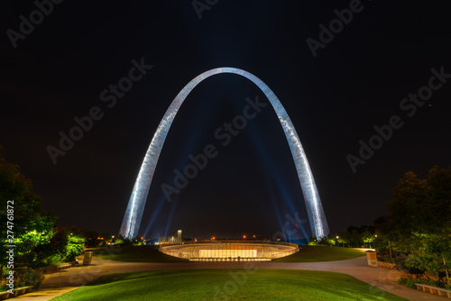 Saint Louis Gateway Arch at Night 