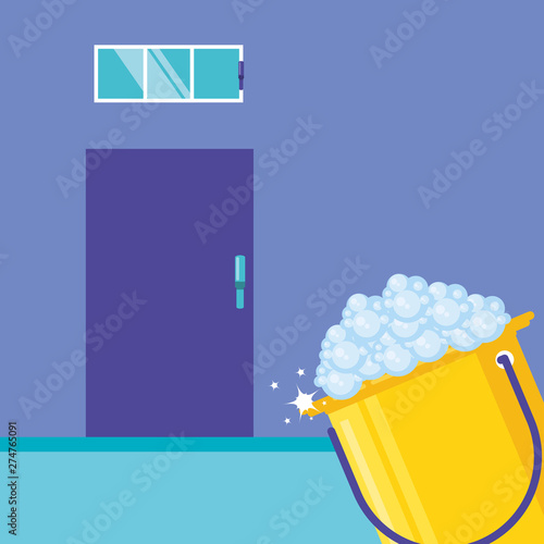 Isolated cleaning bucket with foam design