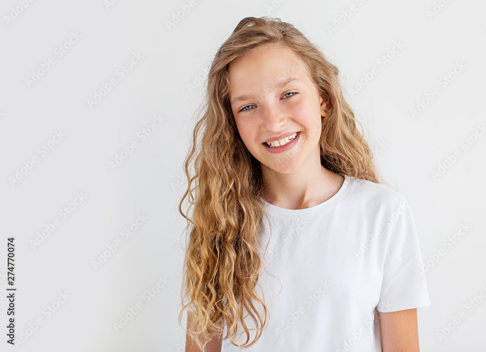 Portrait smiling young girl teen - obrazy, fototapety, plakaty 