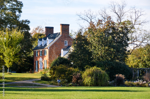 A beautiful house amidst one of the big parks in Virginia