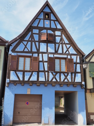 Wallpaper Mural Fachwerkhäuser in Andlau – französische Gemeinde in der Region Grand Est  Torontodigital.ca