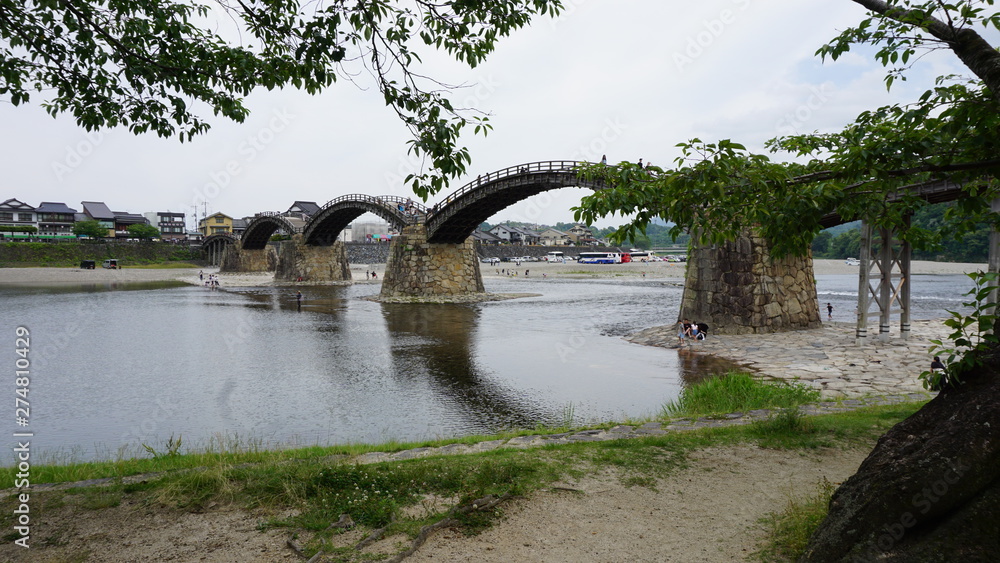 Fototapeta premium 日本三名橋「錦帯橋」の絶景!