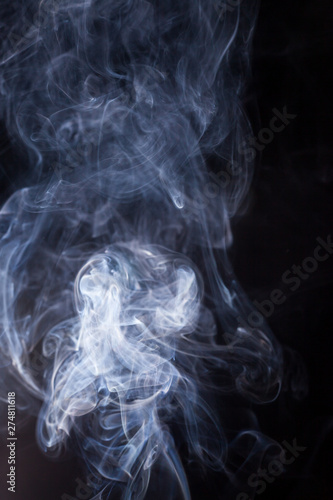 Fototapeta Naklejka Na Ścianę i Meble -  Smoke on a black background.