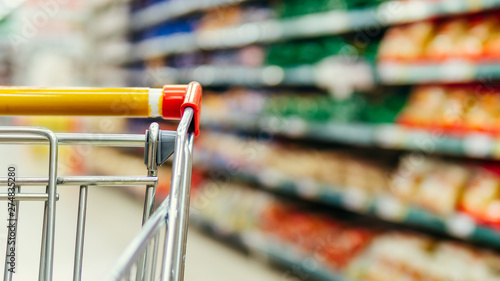 Fotografie Shopping cart in supermarket