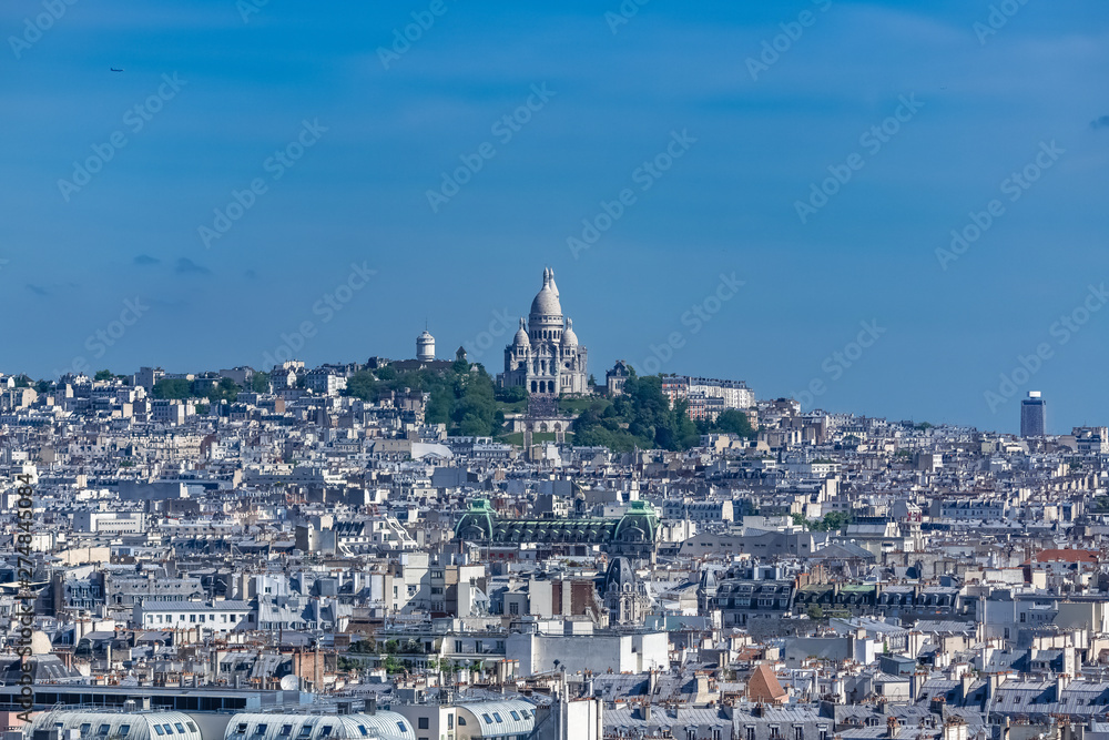     Paris, panorama of the city, with Montmartre and the Sacre-Choeur basilica in background 