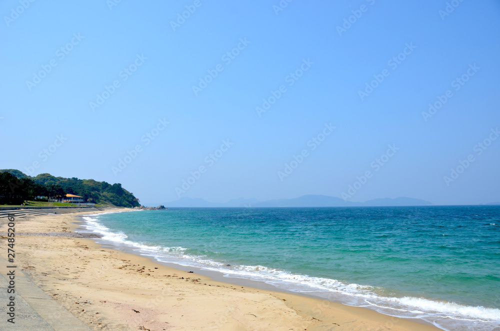 Blue sky, blue sea, beautiful sandy beach