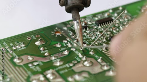 Worker repair printed circuit board