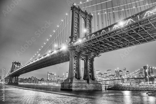 Bridges of New York City at night