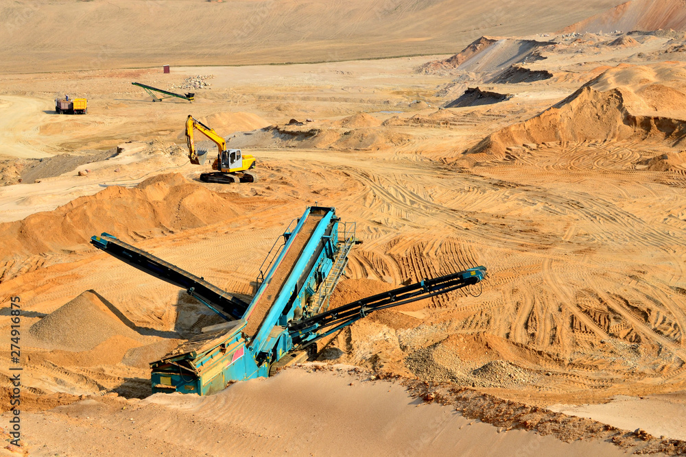 Crushing and Screening, Mining Equipment