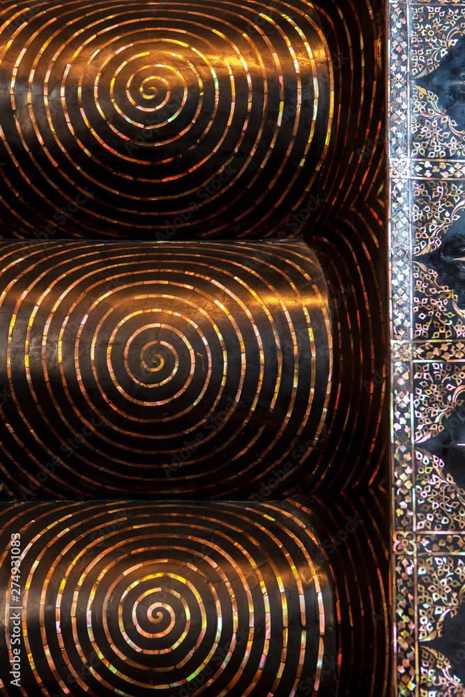 Fototapeta premium Feet Detail of Reclining Buddha Golden Statue Wat Pho Bangkok Thailand