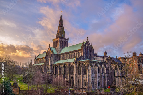 фотографія Beautiful Glasgow St Mungo’s Cathedral illuminated clouds in sunset