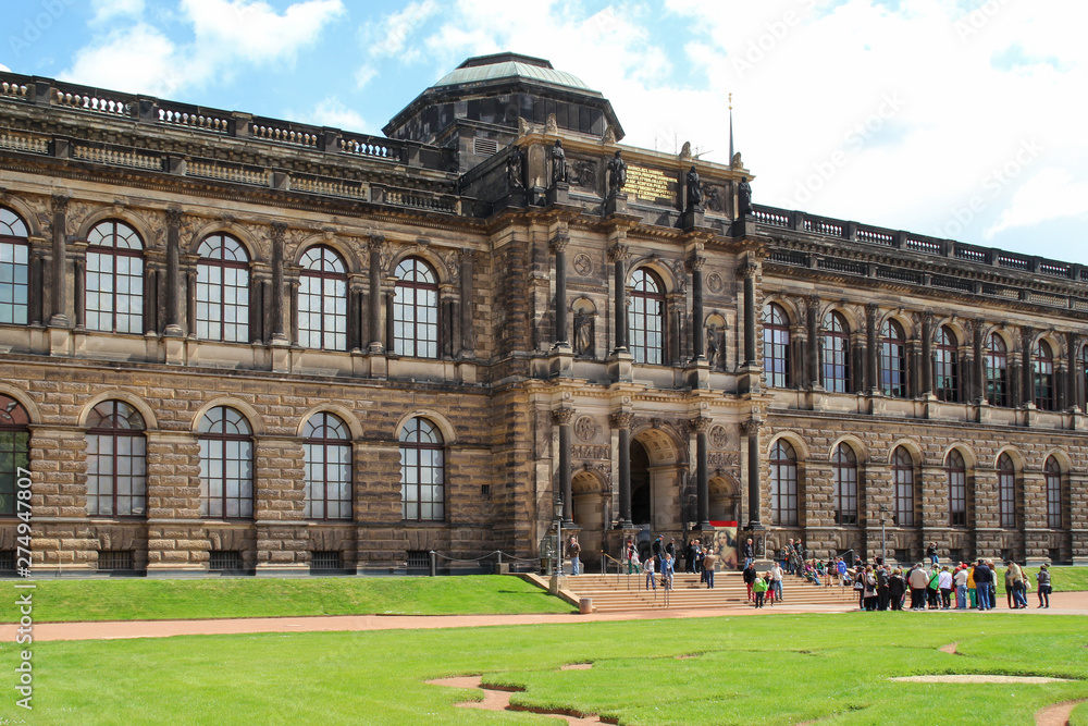 Fototapeta premium zwinger palace in German city of Dresden built in baroque style