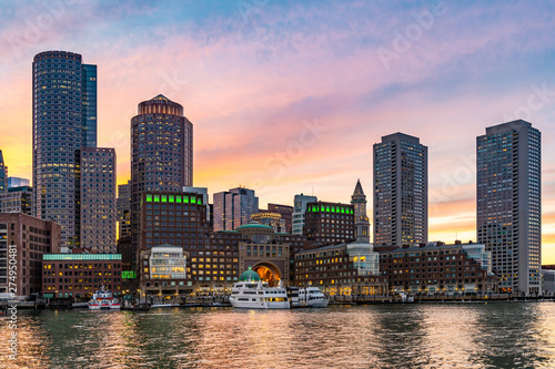 Boston Downtown skylines Bay © vichie81
