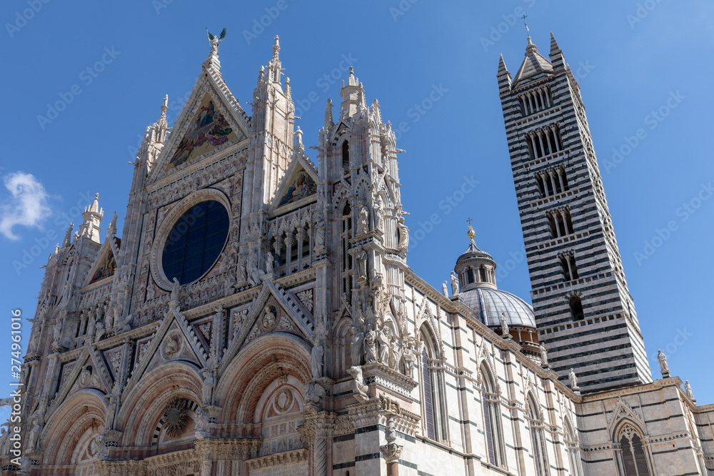 Panoramic view of exterior of Siena Cathedral (Duomo di Siena)