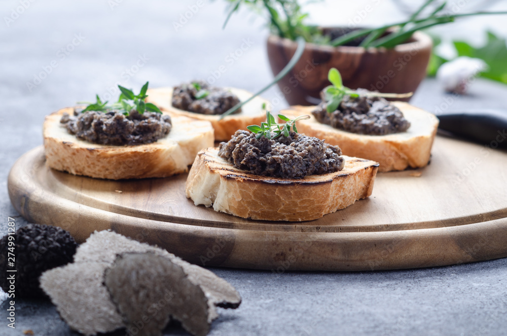 Bruschetta with black truffle ,salsa tartufata. Bruschetta with black truffle ,salsa tartufata.