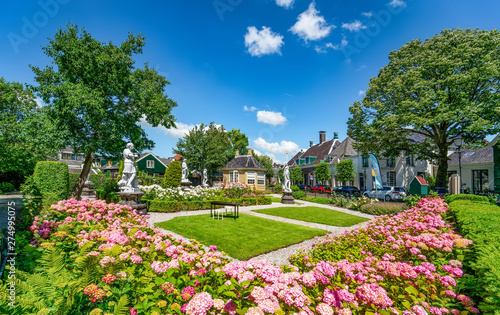 Park in Zaandijk, Nordholland © Comofoto