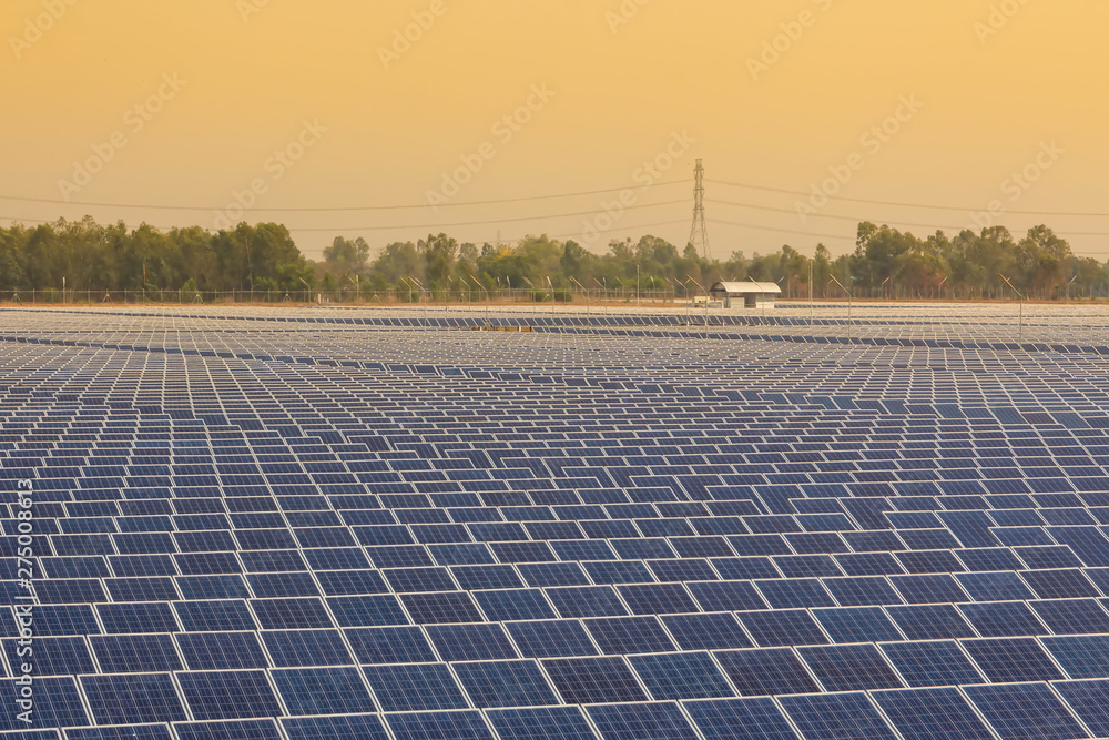 Solar panel, alternative electricity source, concept of sustainable resources, And this is a new system that can generate electricity more than the original, This's the sun tracking systems Solar panel, alternative electricity source, concept of sustainable resources, And this is a new system that can generate electricity more than the original, This's the sun tracking systems