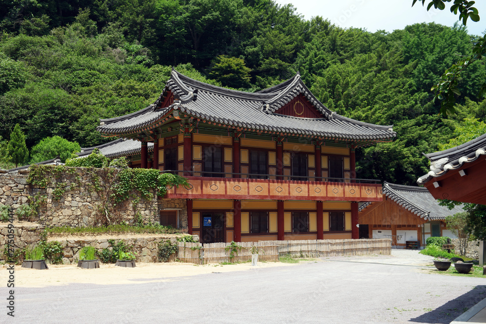 Bulhoesa Buddhist Temple, South Korea Bulhoesa Buddhist Temple, South Korea