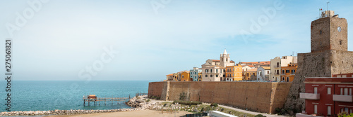 Fotografía Panorama of old Termoli city