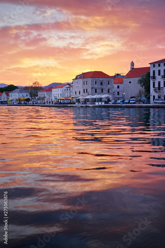 Fototapeta Naklejka Na Ścianę i Meble -  Beautiful sunset landscape. Old croatian town on the sea shore.