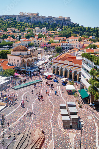 Fototapeta Naklejka Na Ścianę i Meble -  Skyline of Athens with Moanstiraki square and Acropolis hill, Athens Greece.